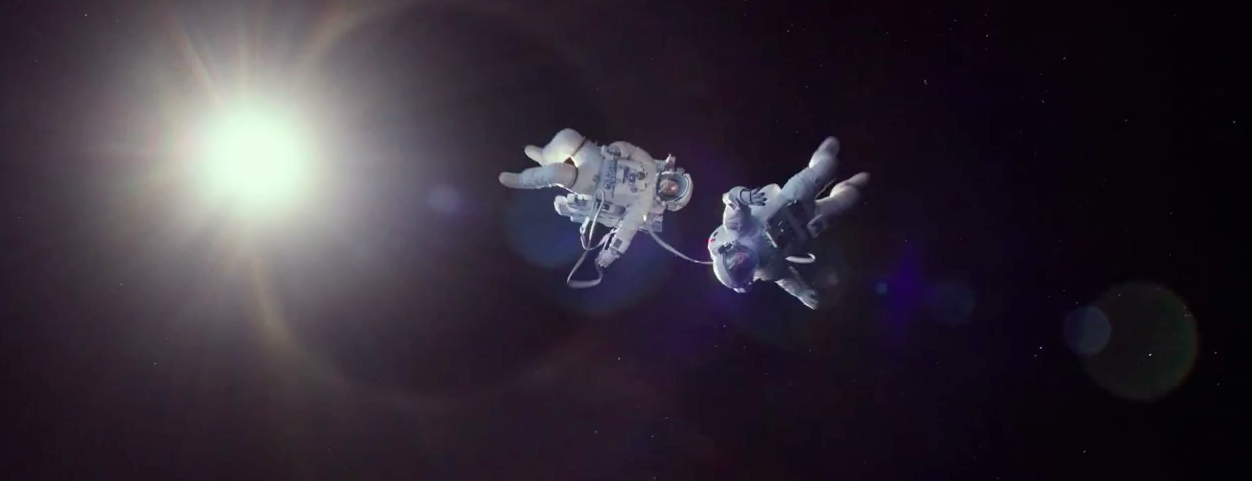 gravity-movie-astronauts-space